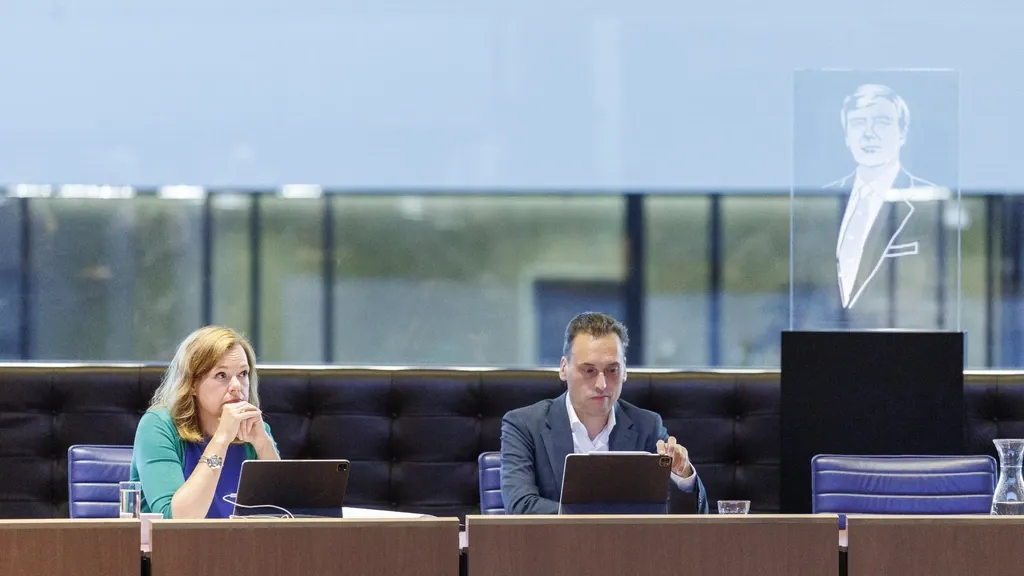 Even after debate, Brabant still 'for now' sticks to revoking poultry farmers' permits