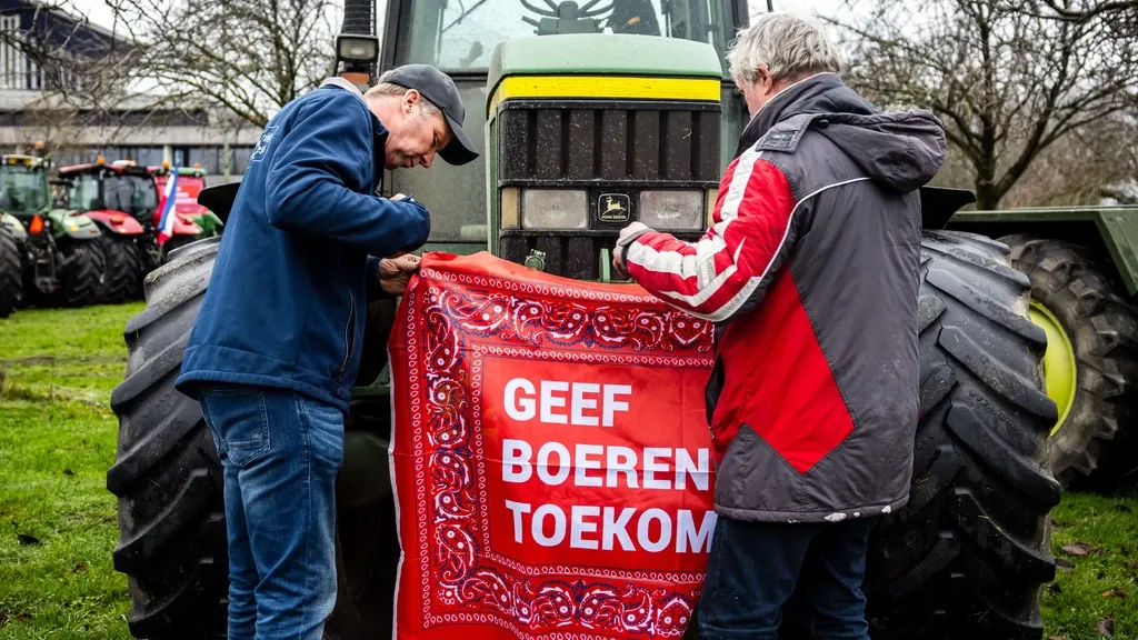 Protests and Interrupted Politicians' Vacations as Farmers' Permits Are Revoked