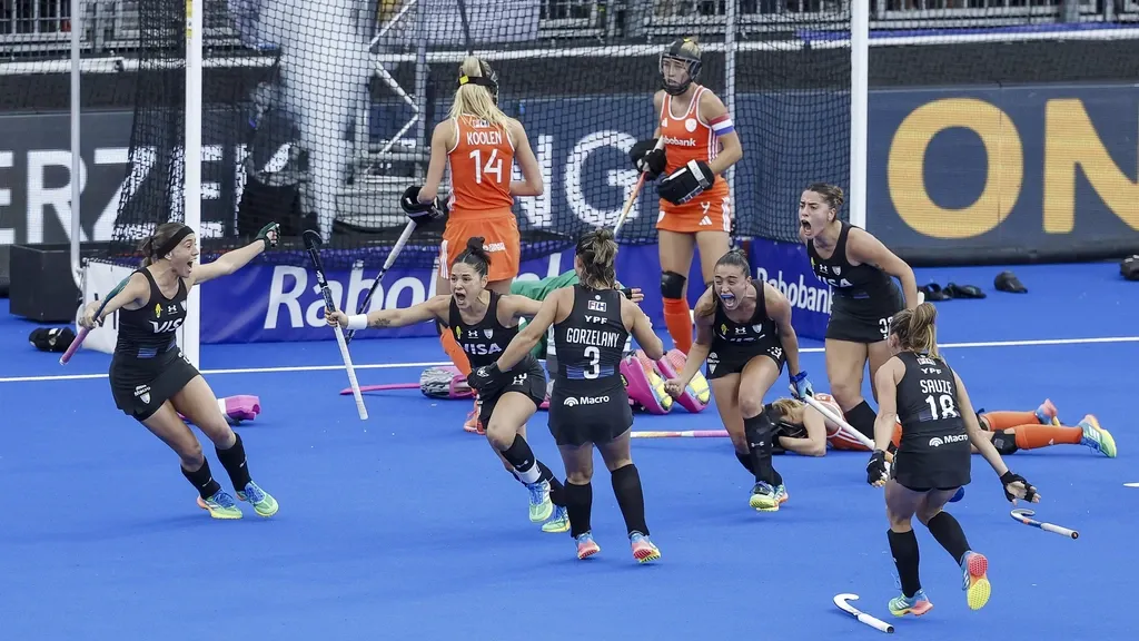 Dutch women’s hockey stunned in Amstelveen World Cup final: Argentina prevail in shoot-outs