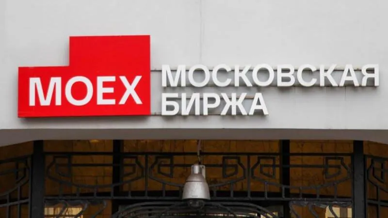 Russian stock market rises at the opening, showing resilience amid Western and Kyiv tensions