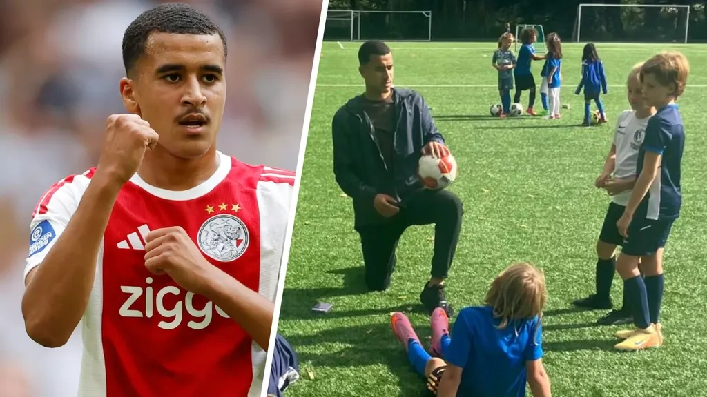 Ouazane often takes the metro after Ajax training: he has to coach a girls' team himself