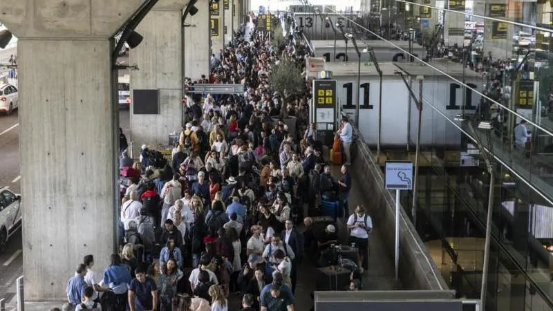 Repubblica: Italian authorities delay restoring Schengen with Spain