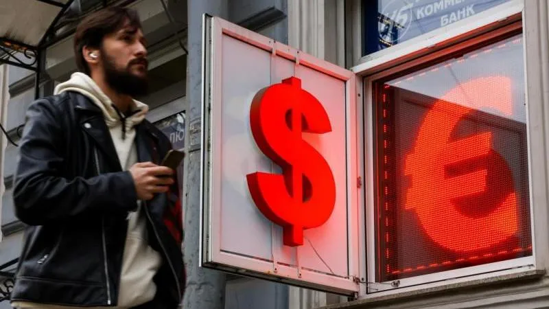 Euro on the interbank edges above 99 rubles for first time since March 20 — yet the ruble remains resilient